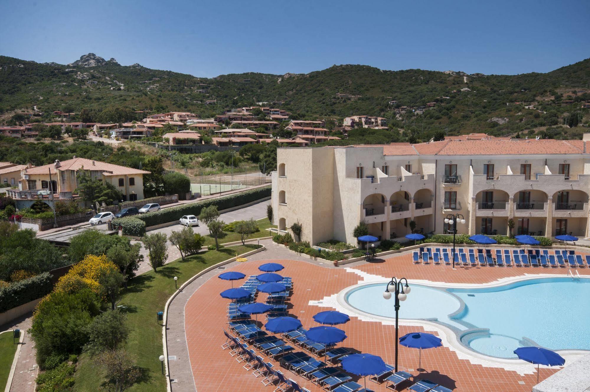 Blu Hotel Morisco กันนิโจเน ภายนอก รูปภาพ